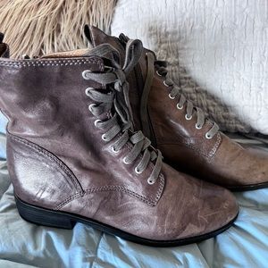 Leather brown lace up boots .. sz 7.5